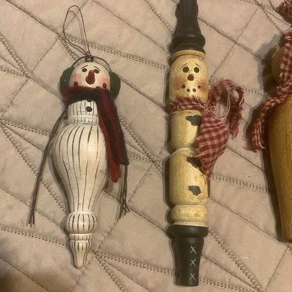 Snowmen Ornament Collection - Picture 2 of 4
